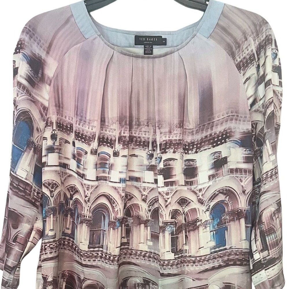 Ted Baker London Blouse with architecture print, never worn. Size M (TB 2)